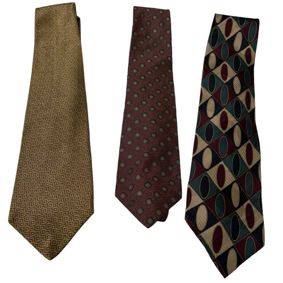 Silk Tie Bundle Oscar De La Renta Couture, Fratelli, and Robert Talbort Ties - Picture 1 of 15
